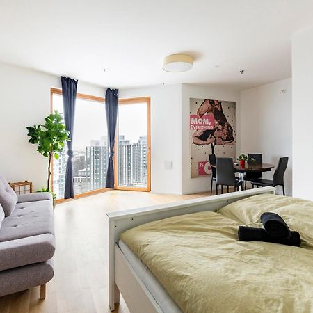 Central Station Loft - Amazing View In City Center - Jupihome Wien Eksteriør billede